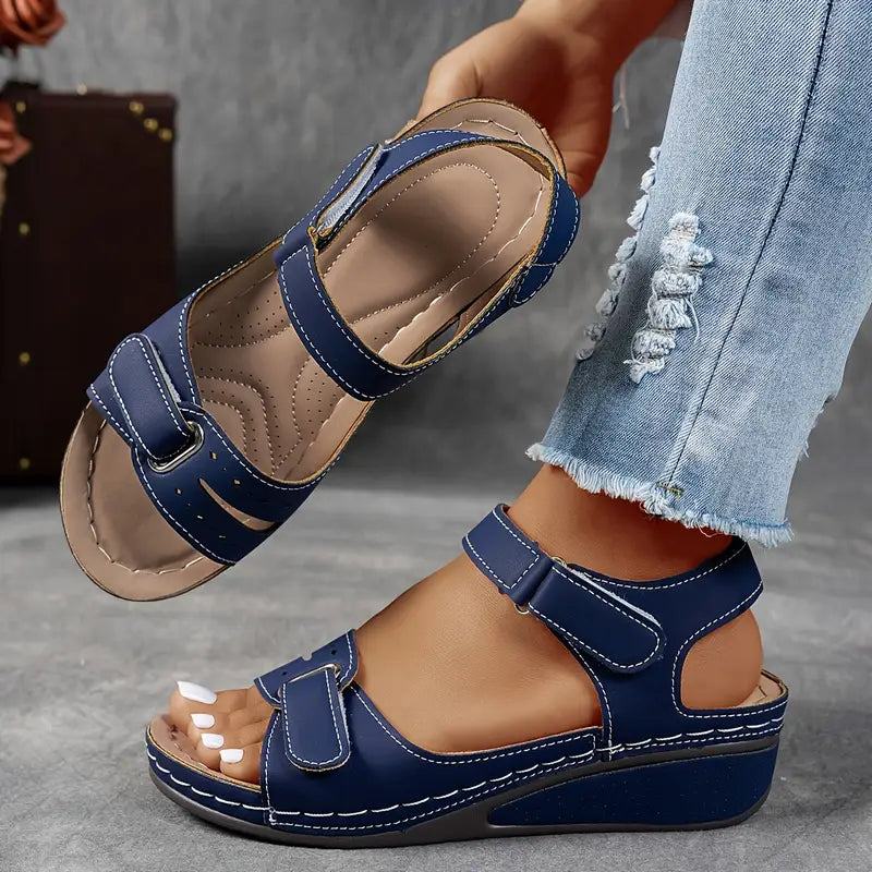 Ebba™ | Ortopediska Sandaler med Kilklack