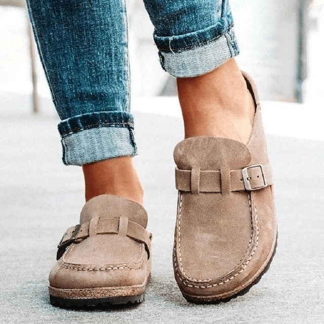 Selma™ | Lyxiga Ortopediska Tofflor med Stilren Läderlook